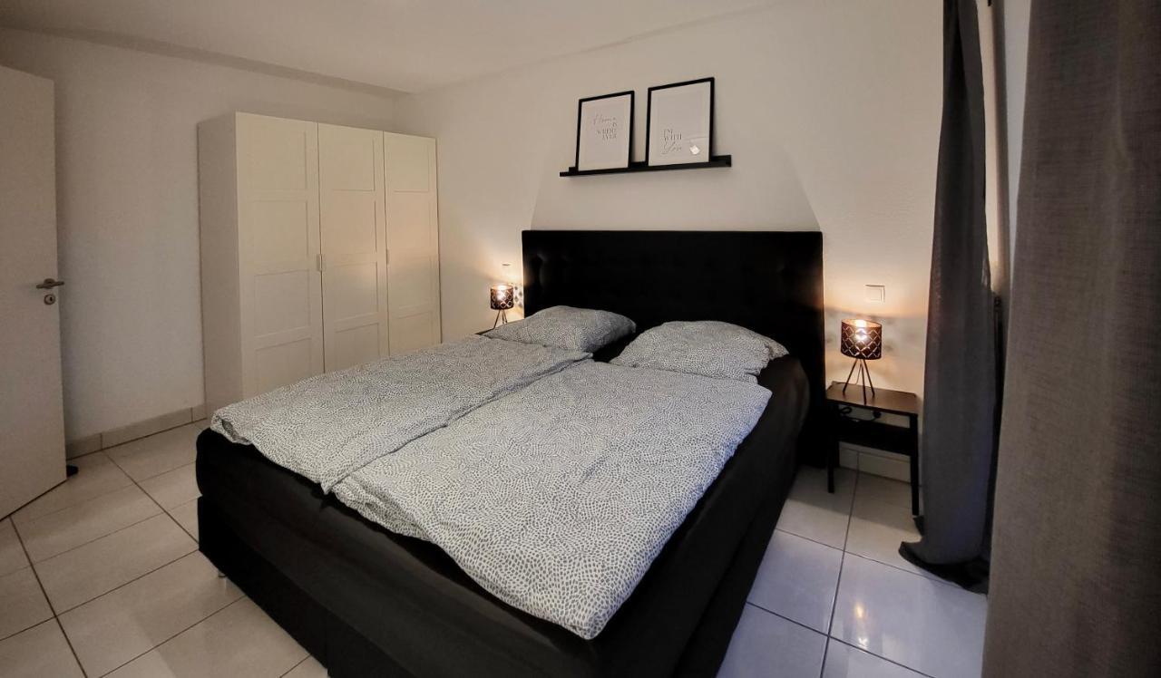 קובלנץ Schoene Und Ruhige Wohnung Direkt An Der Mosel מראה חיצוני תמונה