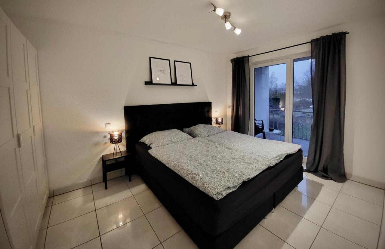 קובלנץ Schoene Und Ruhige Wohnung Direkt An Der Mosel מראה חיצוני תמונה